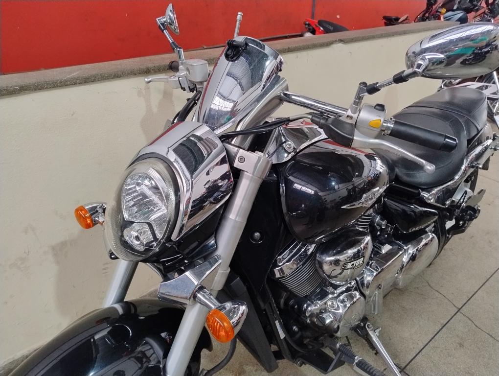 SUZUKI Boulevard M 1500 - Foto