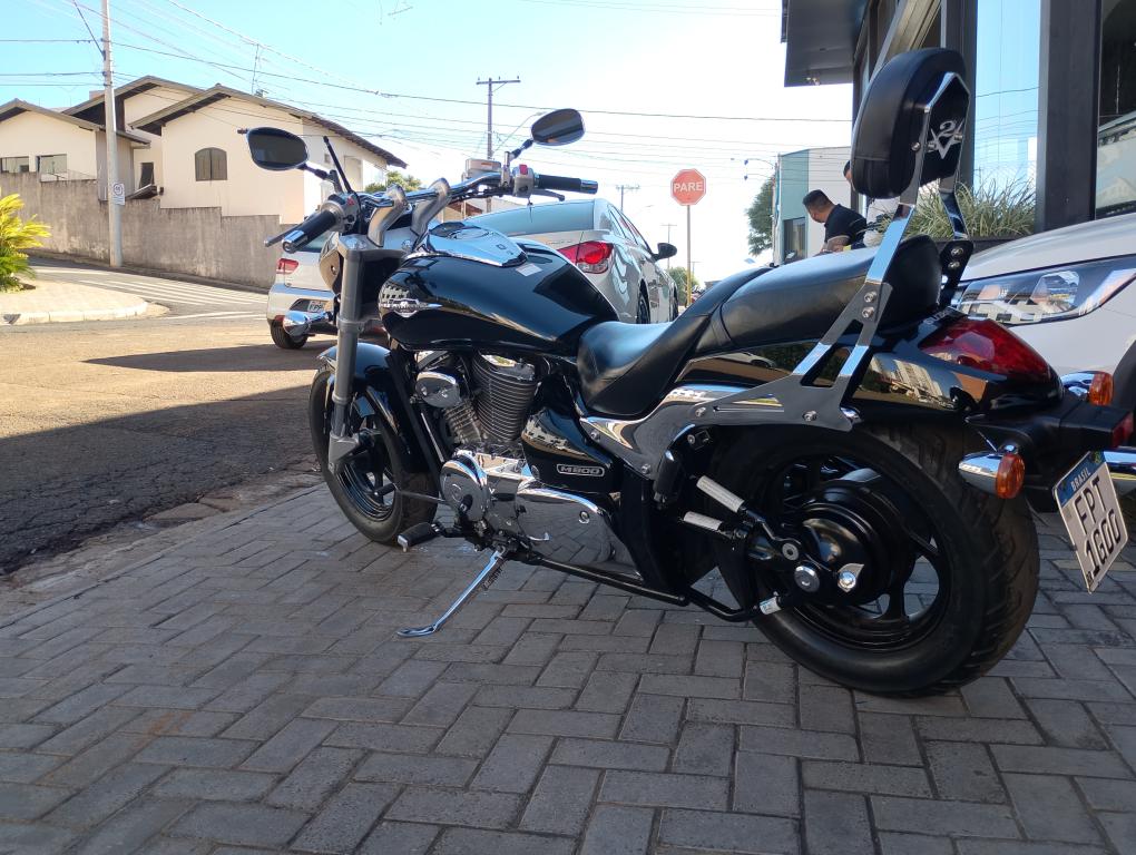SUZUKI Boulevard M 800 - Foto