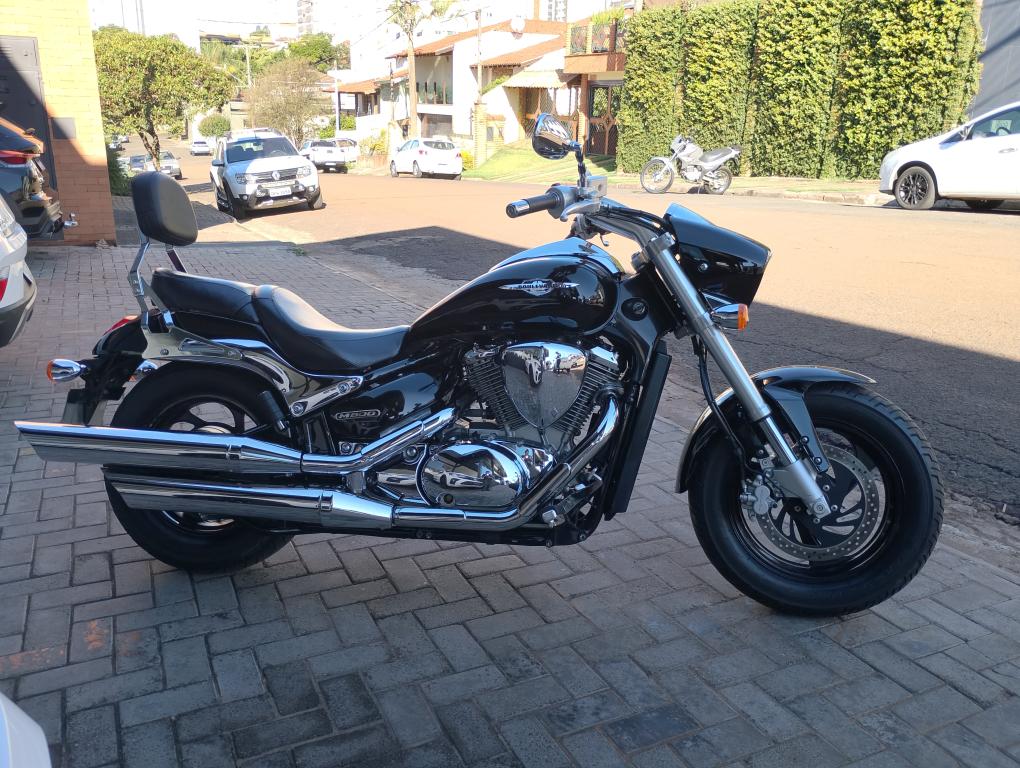 SUZUKI Boulevard M 800 - Foto