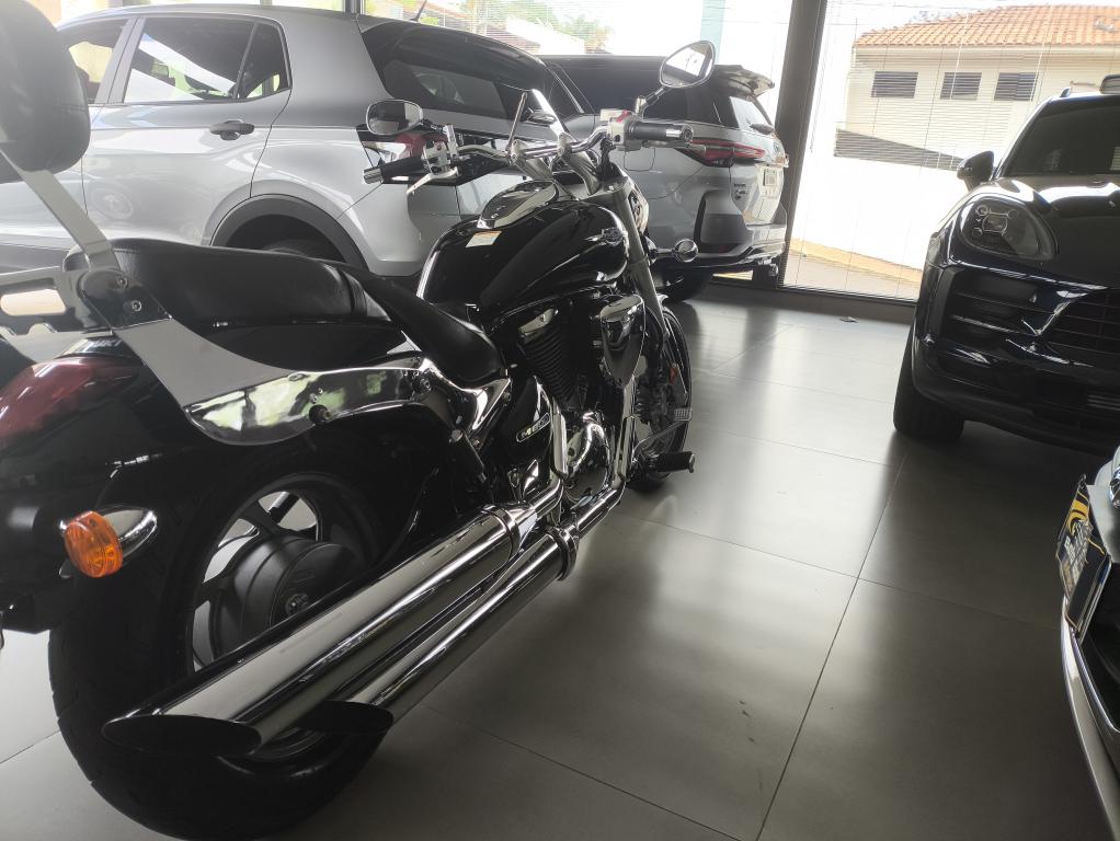 SUZUKI Boulevard M 800 - Foto