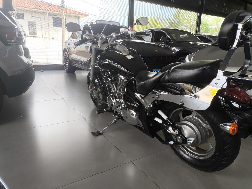 SUZUKI Boulevard M 800 - Foto