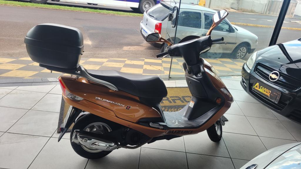 SUZUKI Burgman 125 - Foto