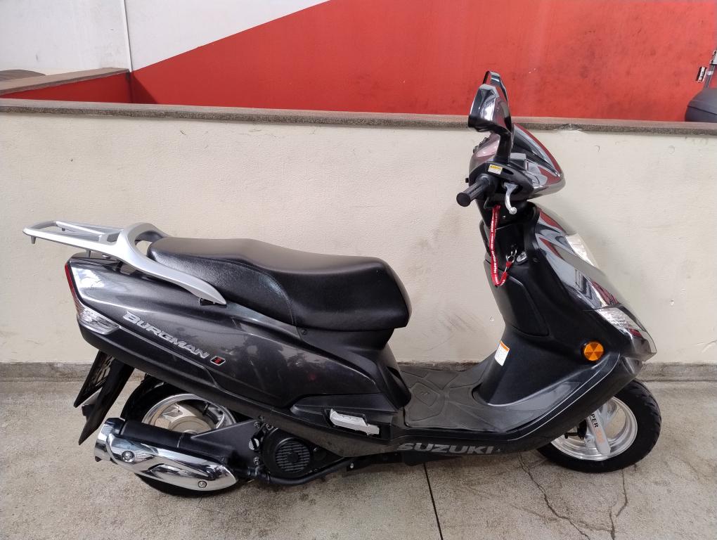 SUZUKI Burgman 125 - Foto