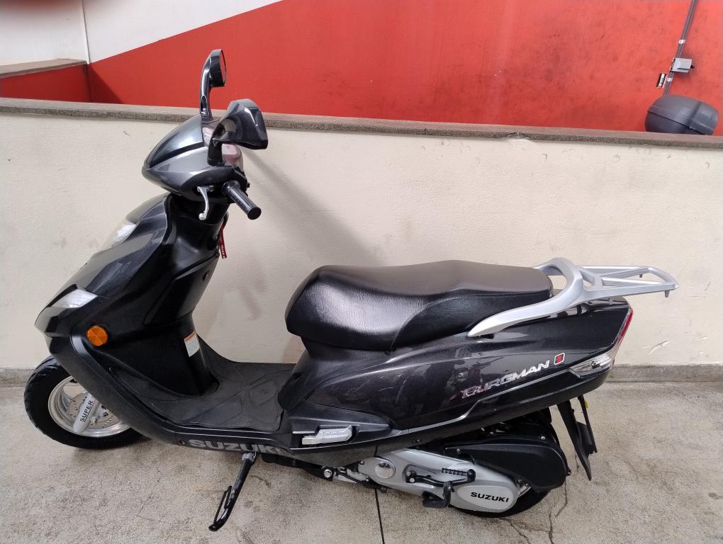 SUZUKI Burgman 125 - Foto