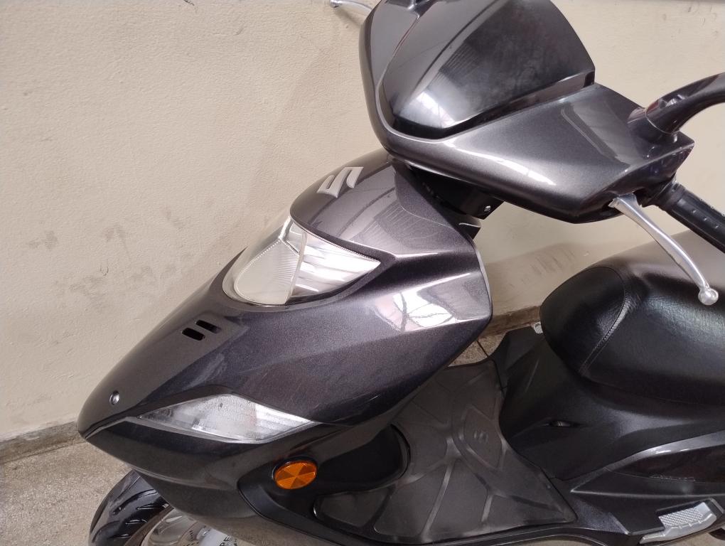 SUZUKI Burgman 125 - Foto