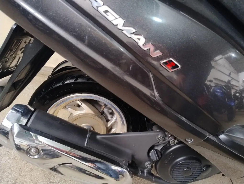 SUZUKI Burgman 125 - Foto