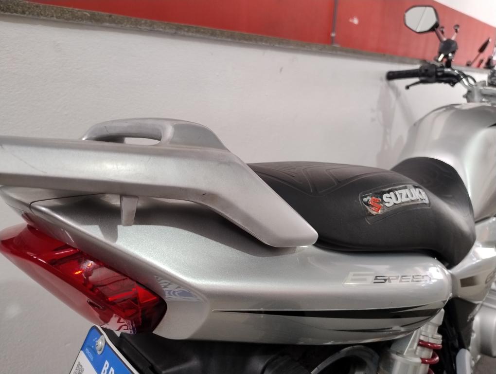 SUZUKI GSR 150 - Foto