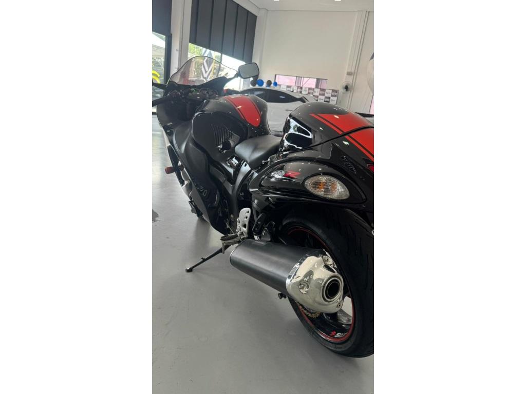 SUZUKI GSX-R 1300 Hayabusa - Foto