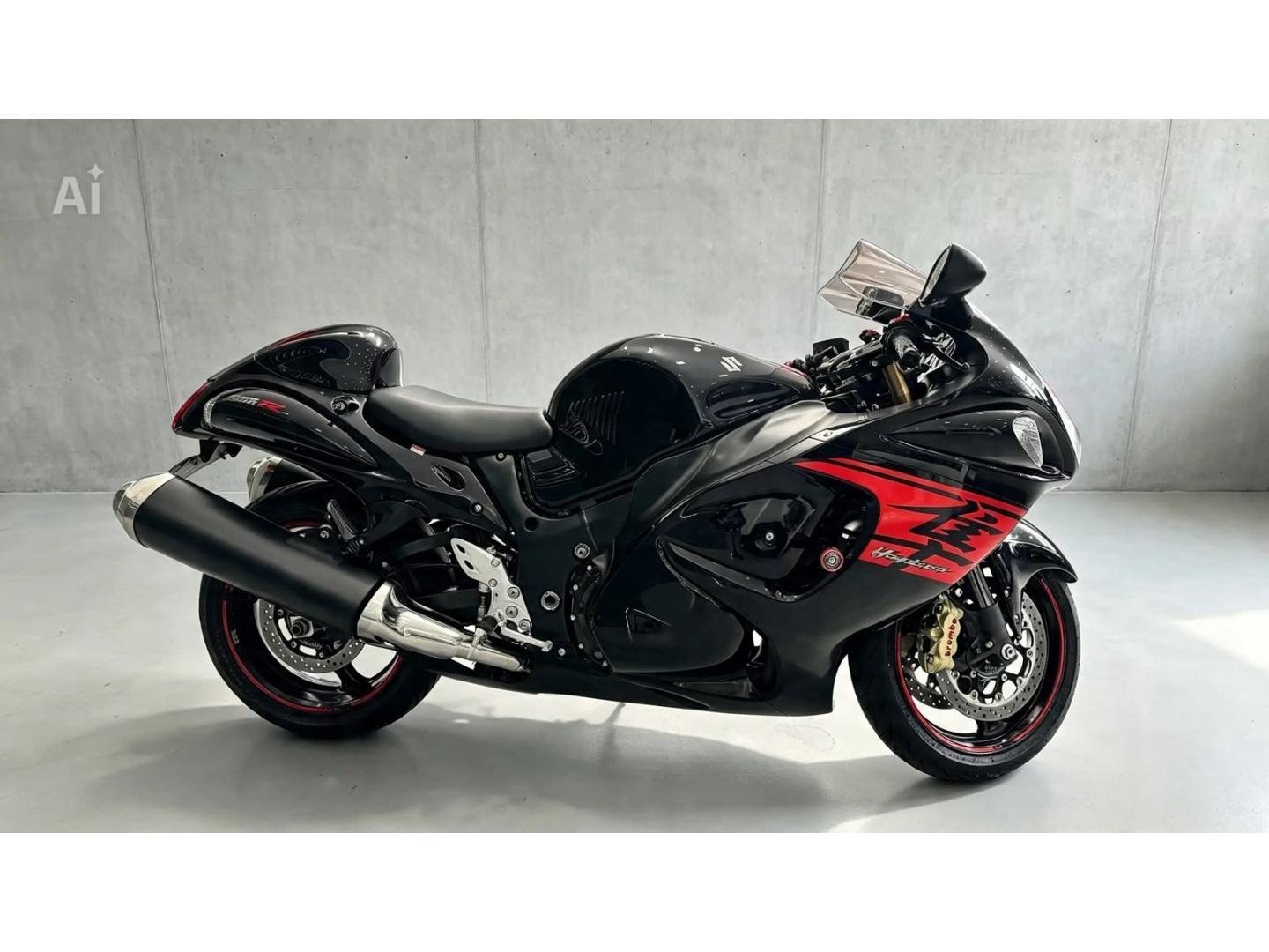 SUZUKI GSX-R 1300 Hayabusa - Foto