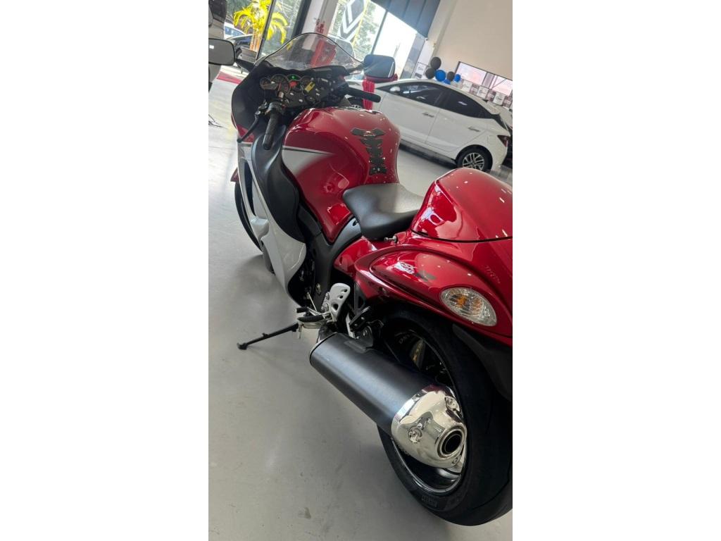SUZUKI GSX-R 1300 Hayabusa - Foto