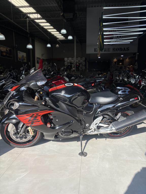 SUZUKI GSX-R 1300 Hayabusa - Foto