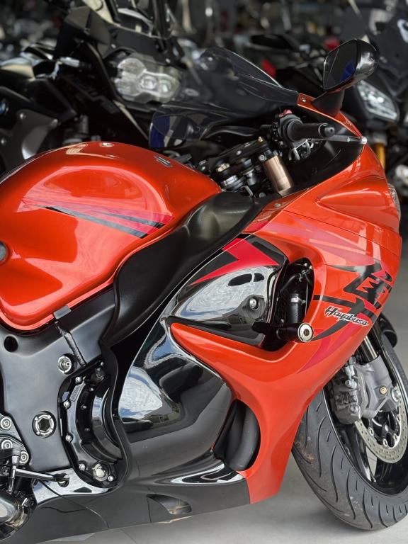 SUZUKI GSX-R 1300 Hayabusa - Foto