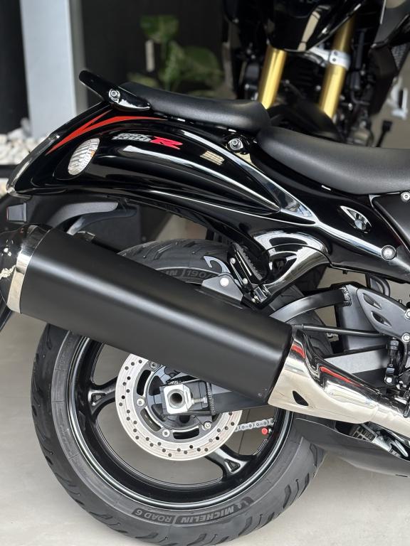 SUZUKI GSX-R 1300 Hayabusa - Foto