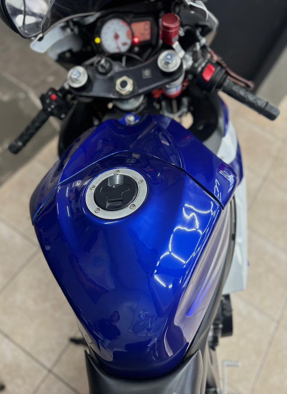 SUZUKI GSX-R 750 Srad - Foto