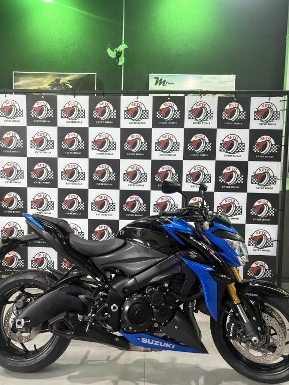 SUZUKI GSX-S 1000 - Foto