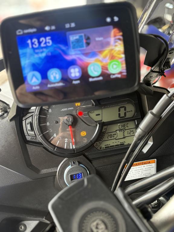 SUZUKI V-Strom DL 1000 - Foto