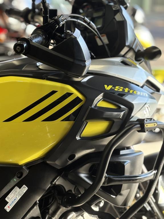 SUZUKI V-Strom DL 1000 XT - Foto