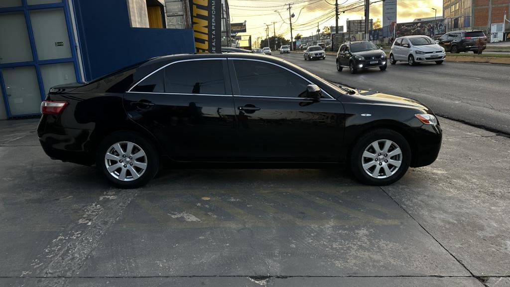 TOYOTA Camry - Foto