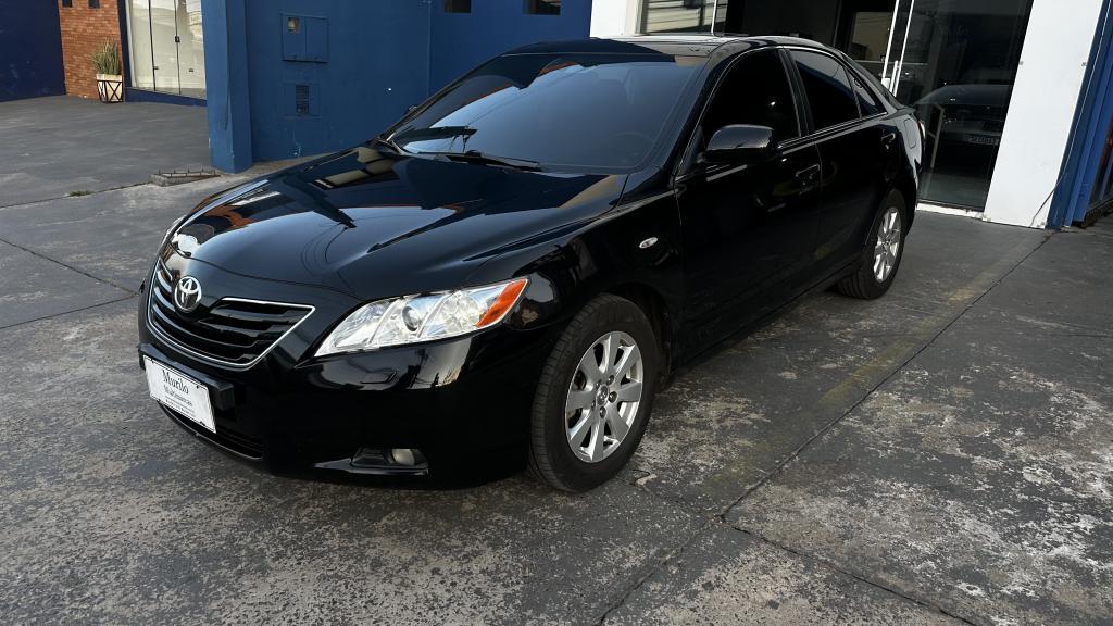 TOYOTA Camry - Foto