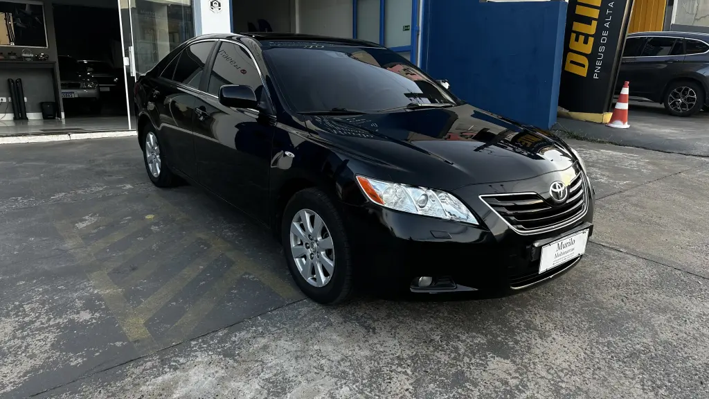 TOYOTA Camry - Foto