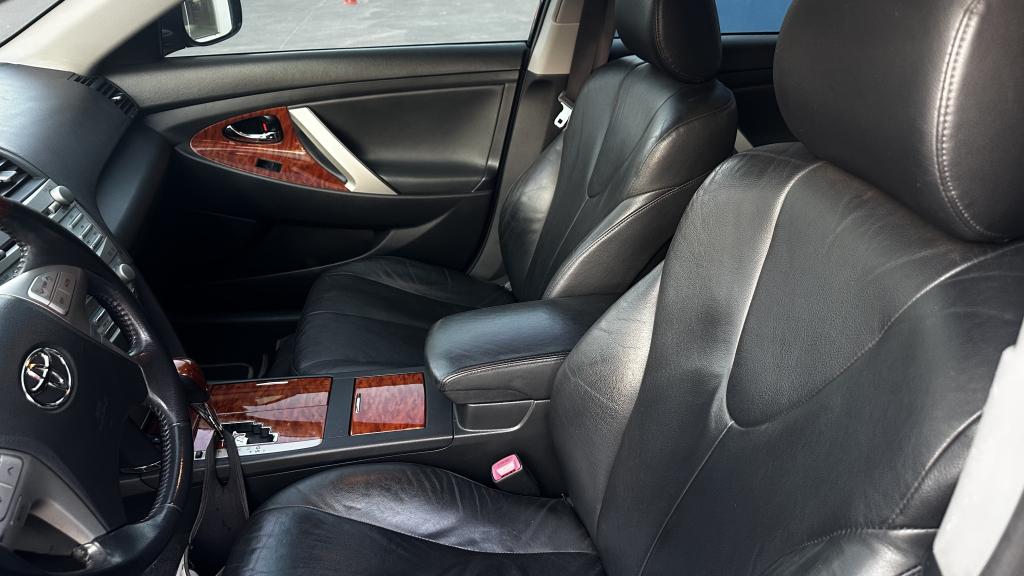 TOYOTA Camry - Foto