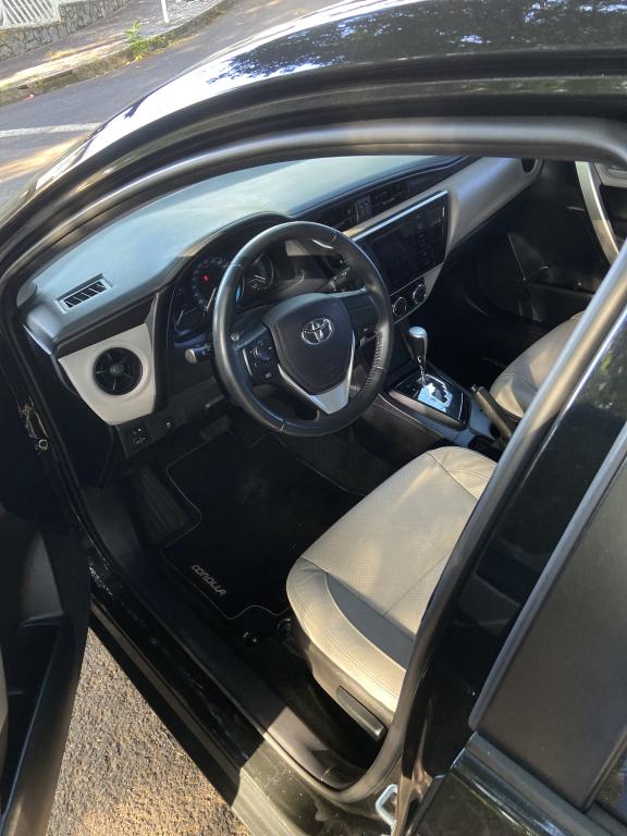 TOYOTA Corolla - Foto