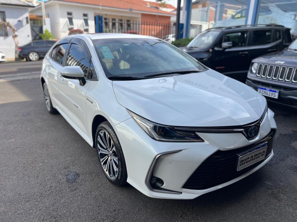 TOYOTA Corolla - Foto