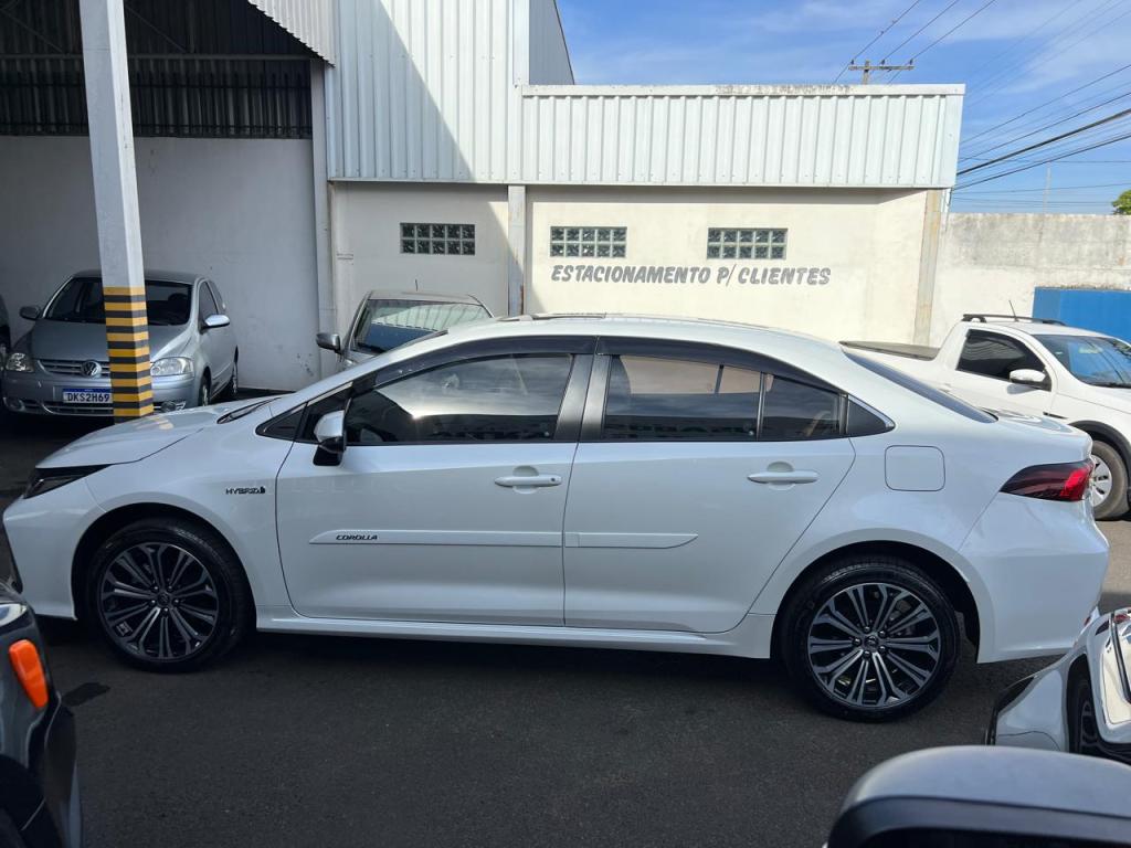 TOYOTA Corolla - Foto