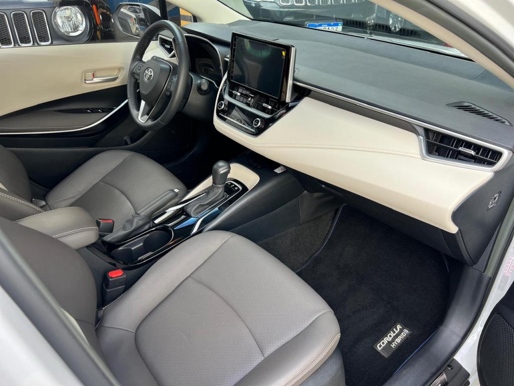 TOYOTA Corolla - Foto