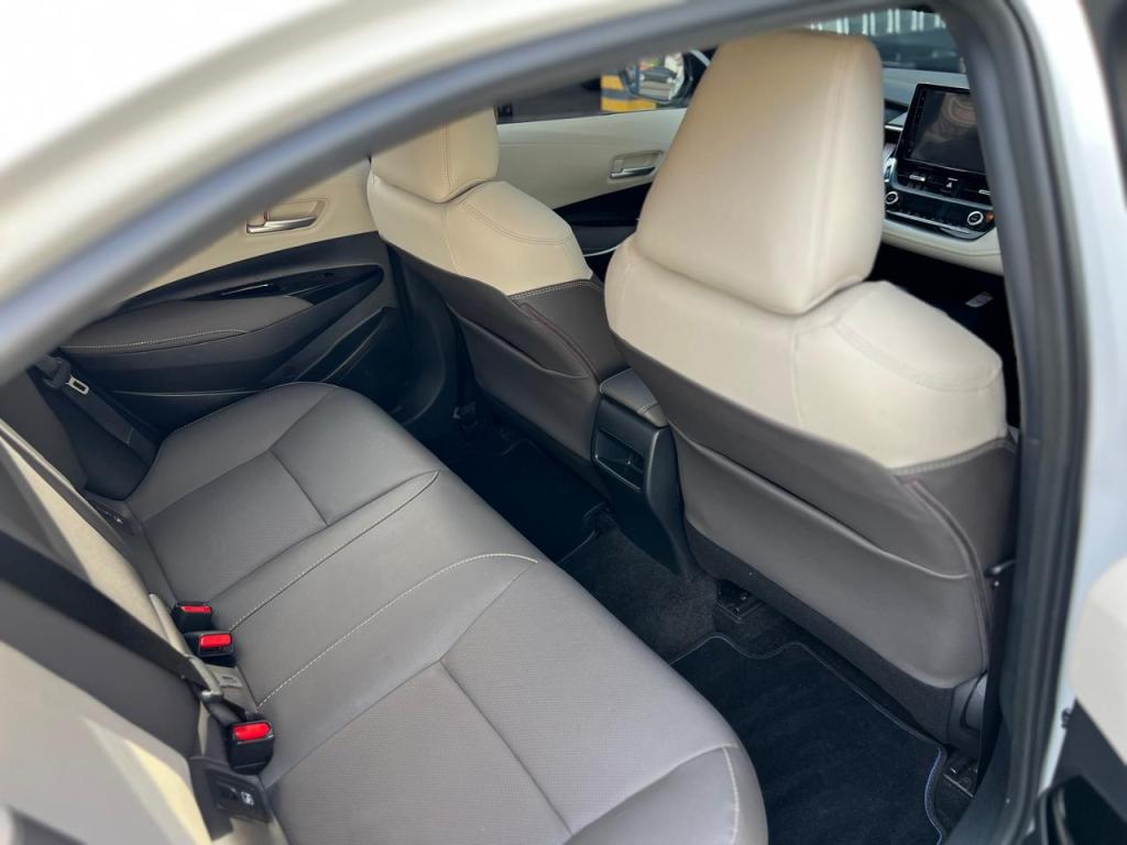 TOYOTA Corolla - Foto