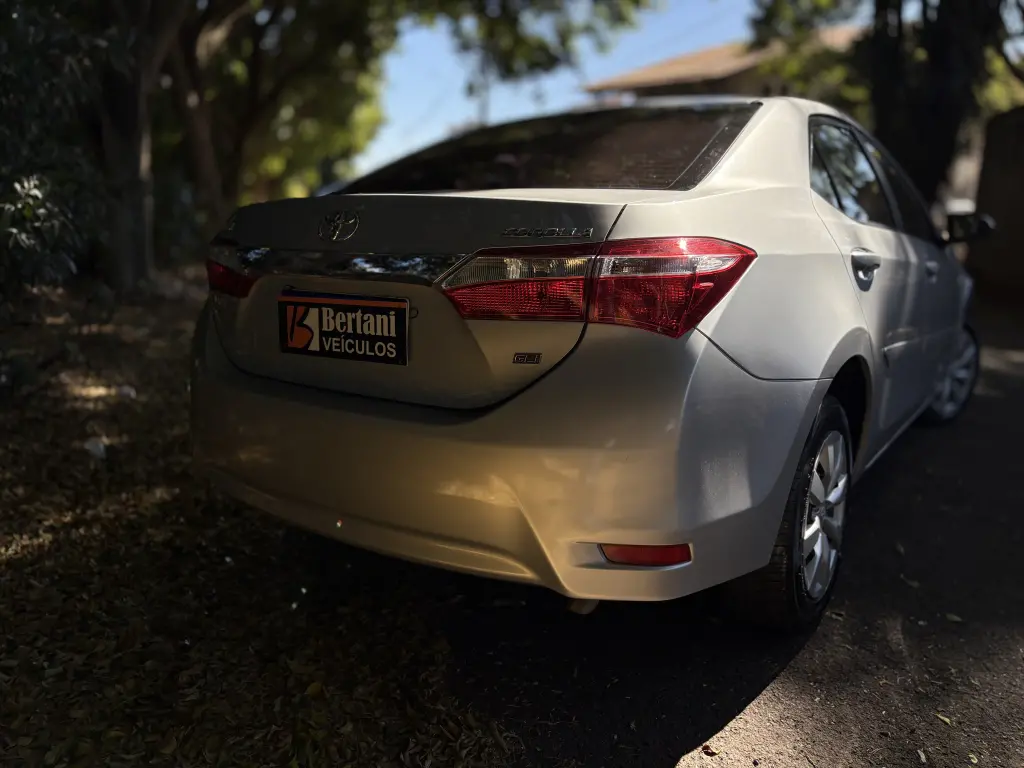 TOYOTA Corolla - Foto