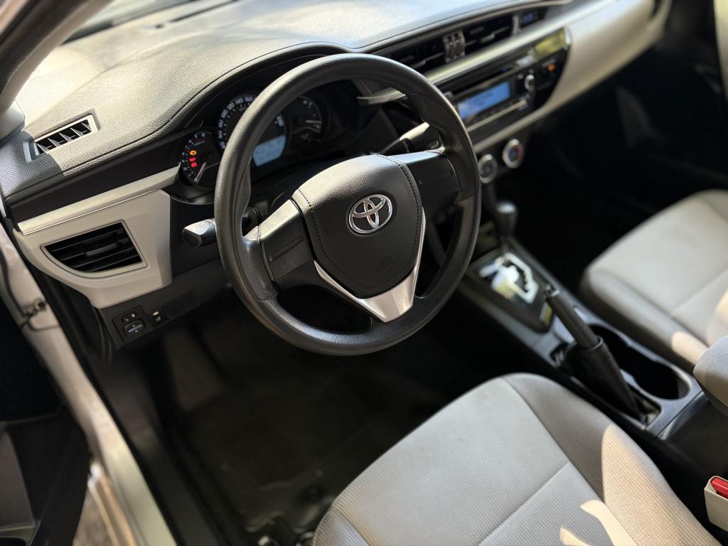 TOYOTA Corolla - Foto
