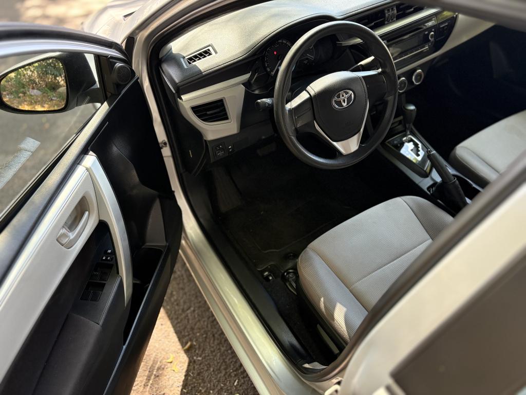 TOYOTA Corolla - Foto