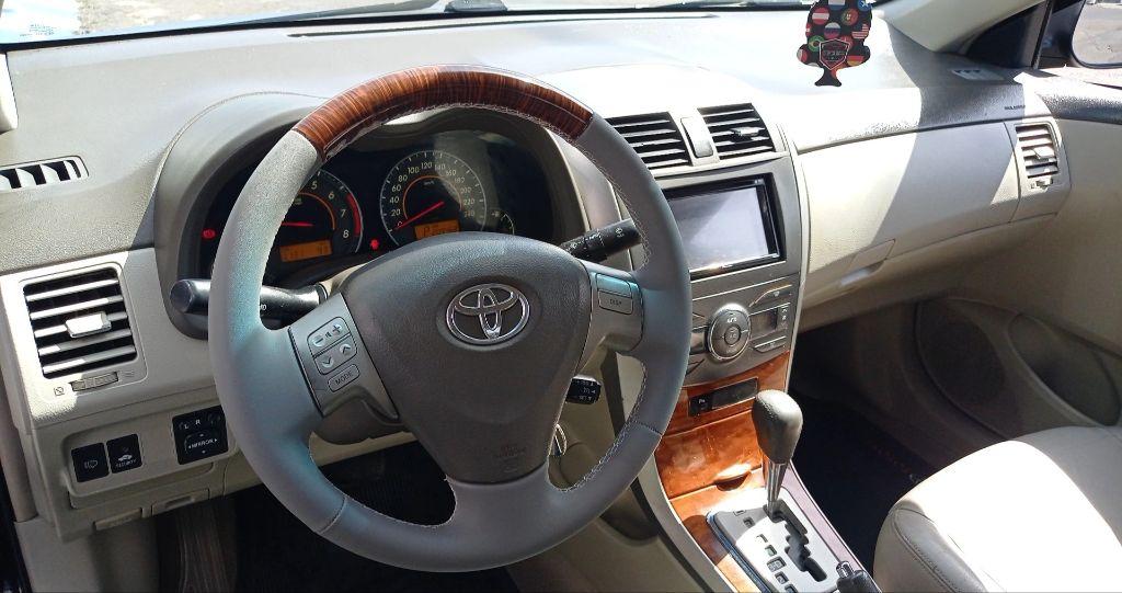 TOYOTA Corolla - Foto