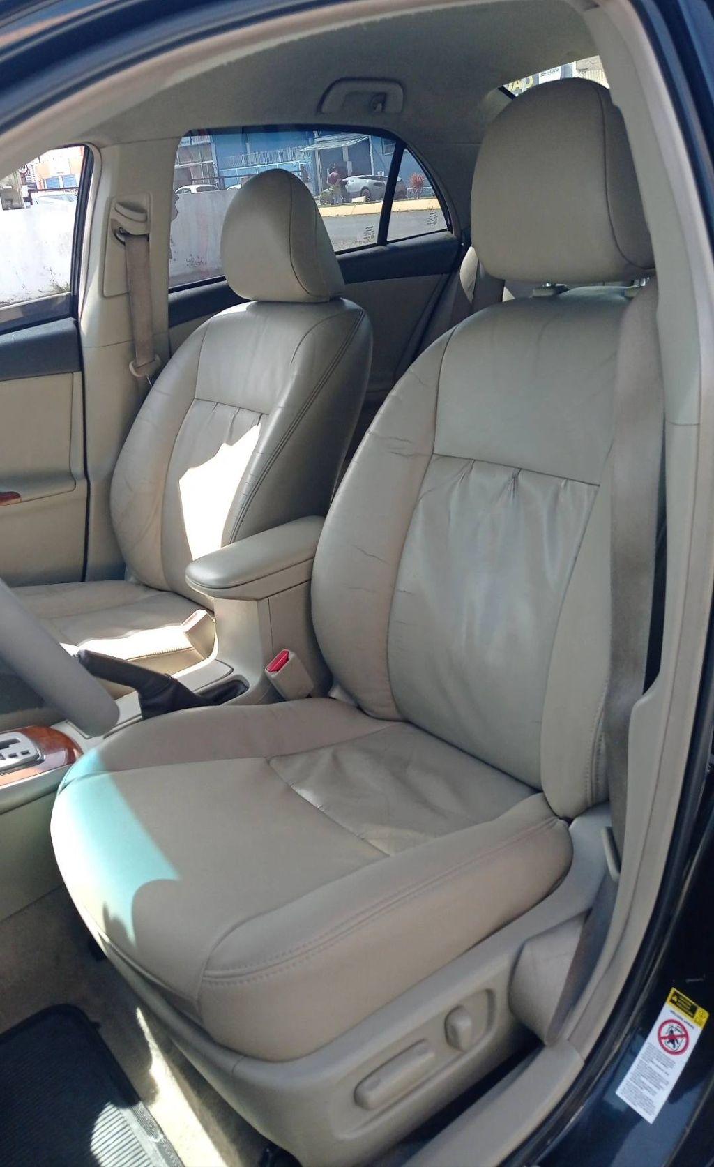 TOYOTA Corolla - Foto