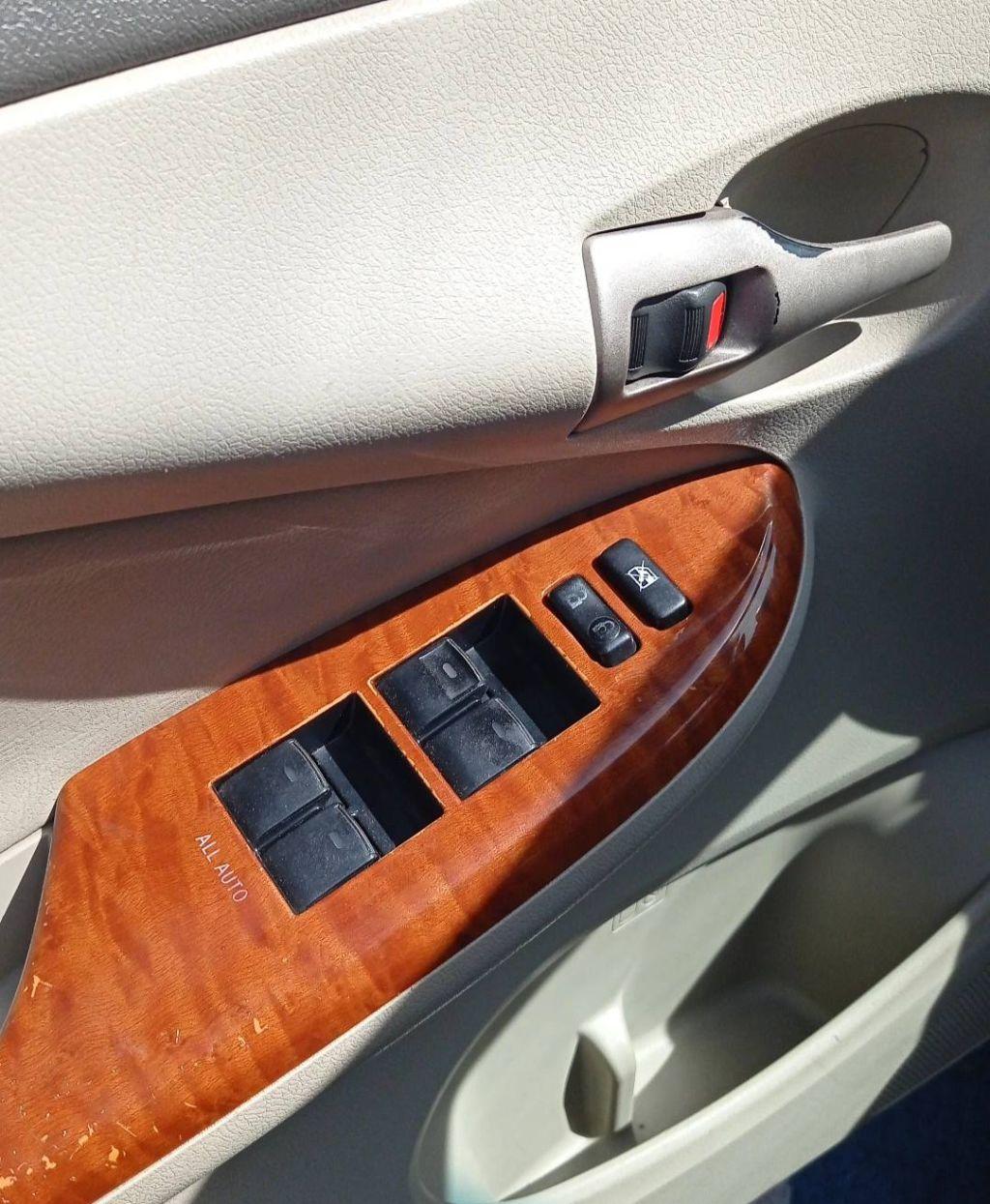 TOYOTA Corolla - Foto