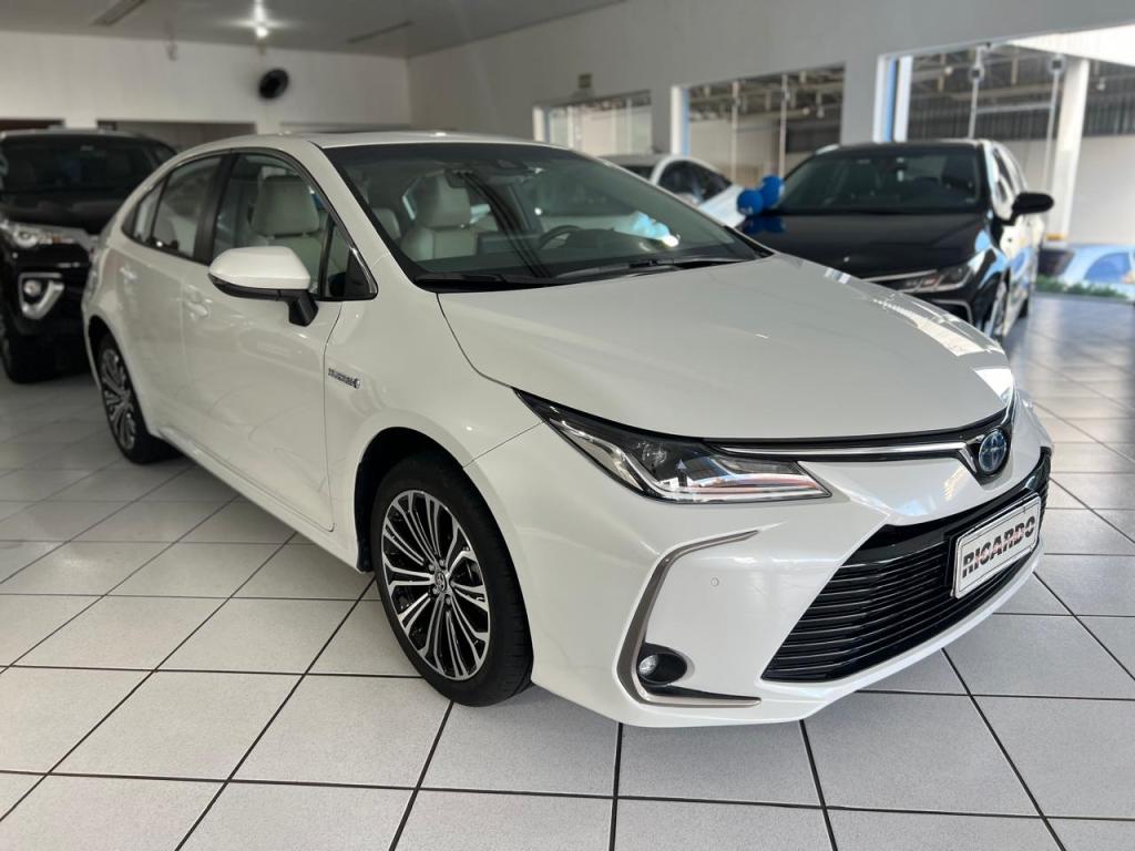 TOYOTA Corolla - Foto