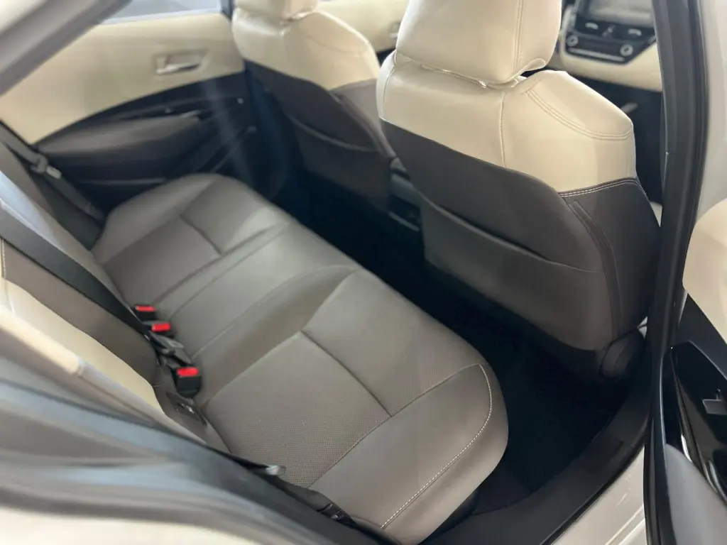 TOYOTA Corolla - Foto