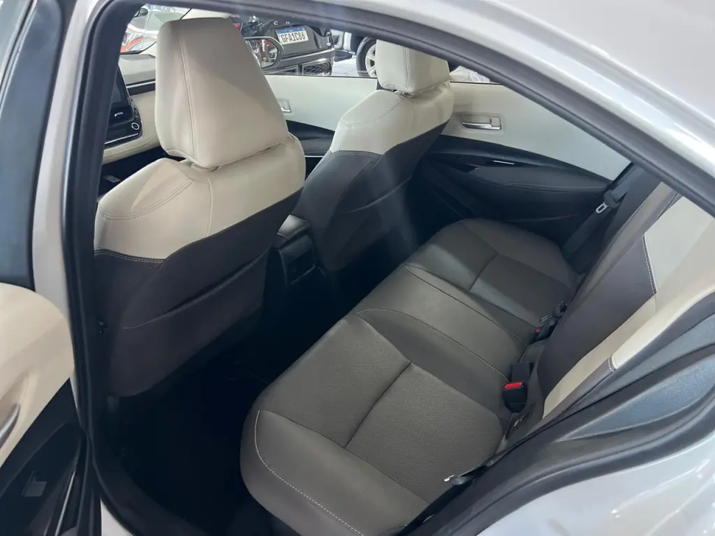 TOYOTA Corolla - Foto