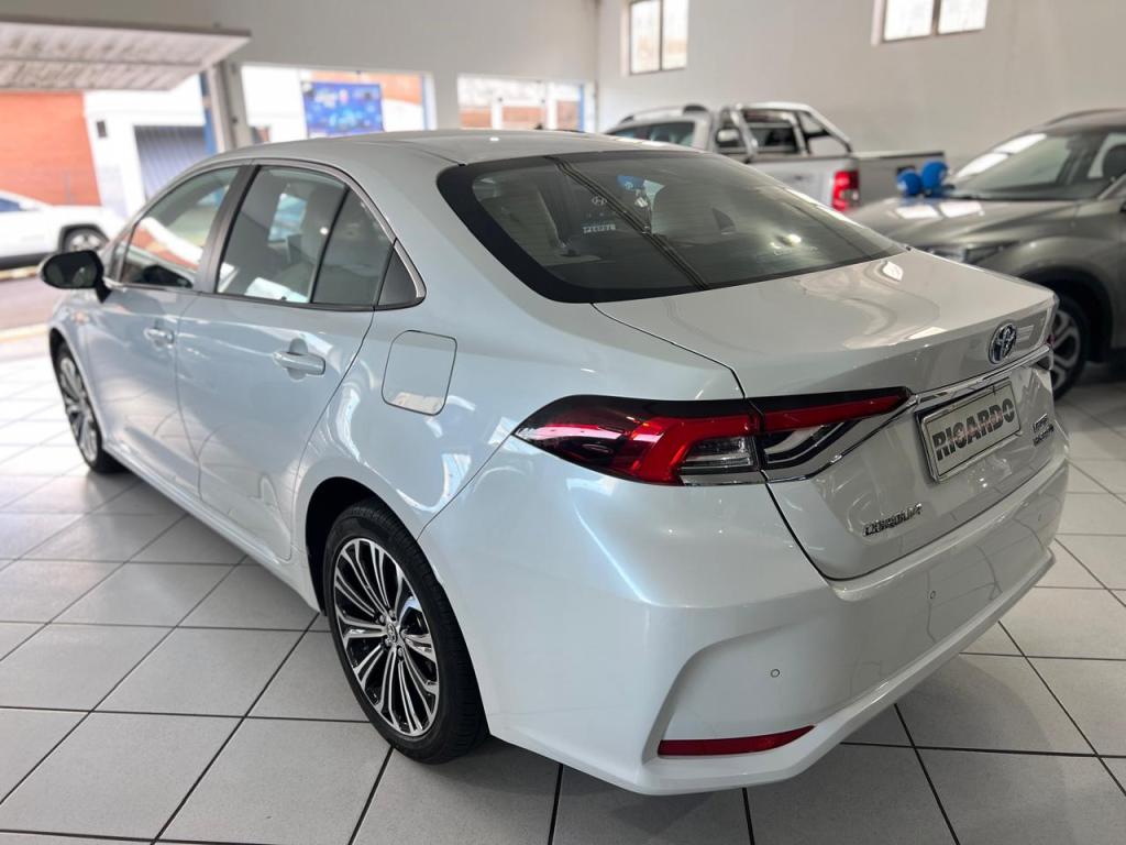 TOYOTA Corolla - Foto