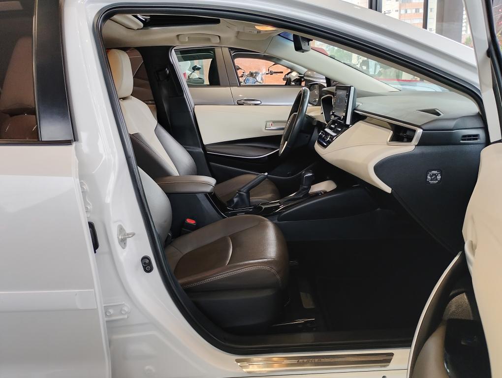 TOYOTA Corolla - Foto