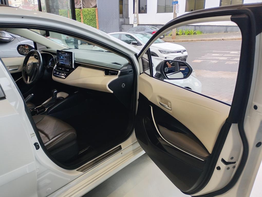 TOYOTA Corolla - Foto