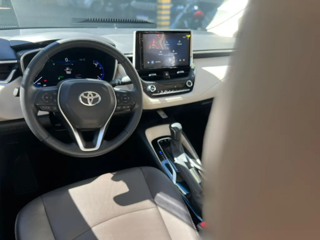 TOYOTA Corolla - Foto