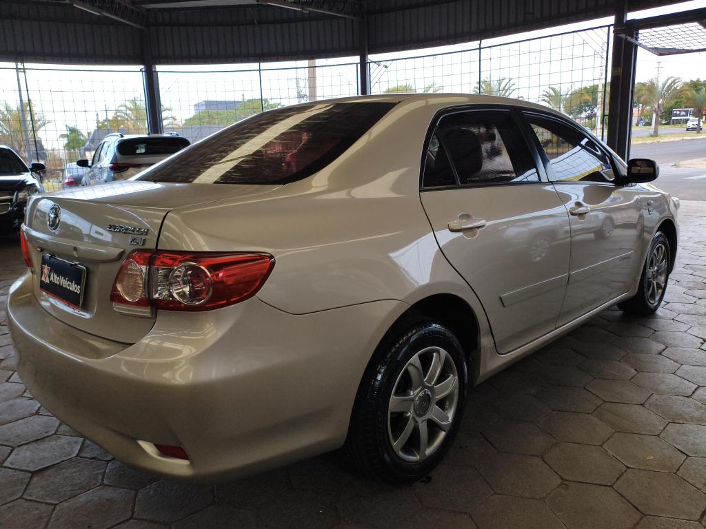 TOYOTA Corolla - Foto