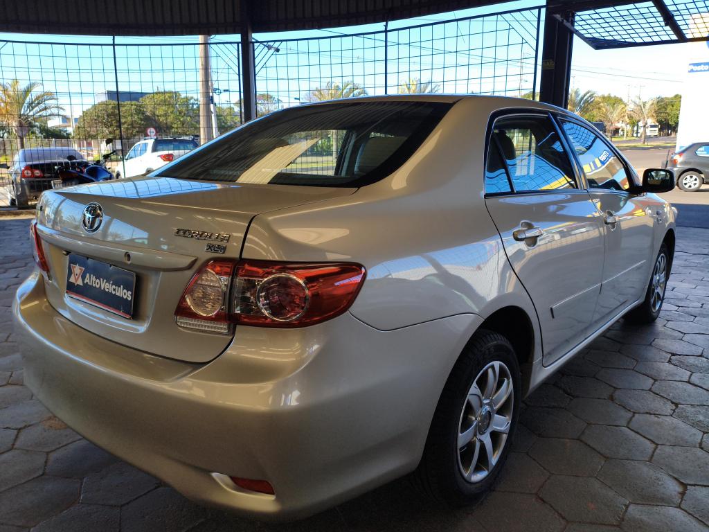 TOYOTA Corolla - Foto