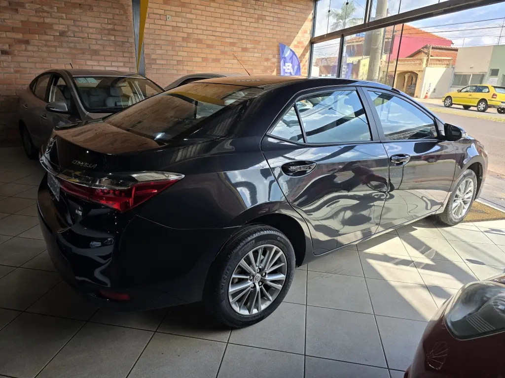 TOYOTA Corolla - Foto