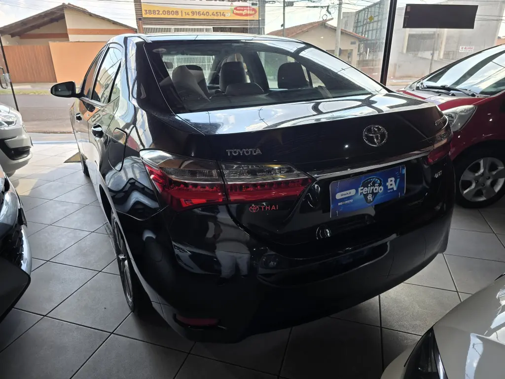 TOYOTA Corolla - Foto