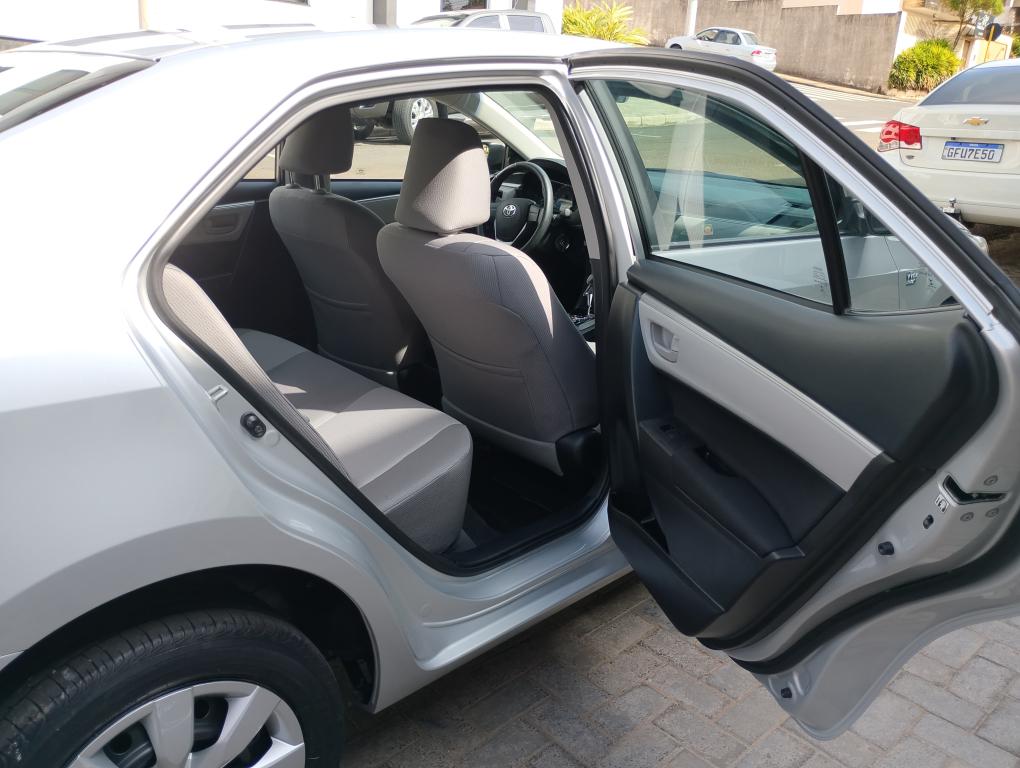 TOYOTA Corolla - Foto