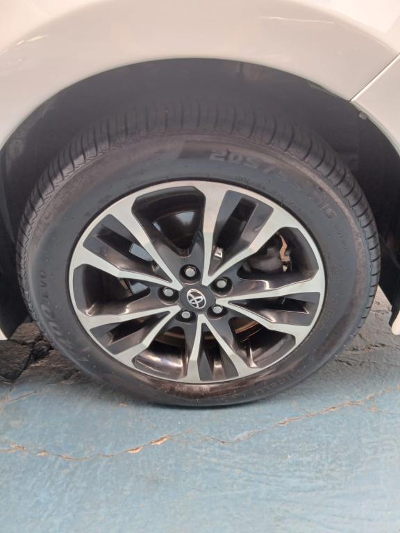 TOYOTA Corolla - Foto
