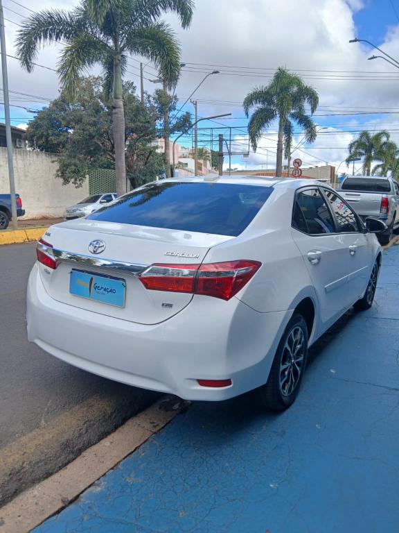 TOYOTA Corolla - Foto